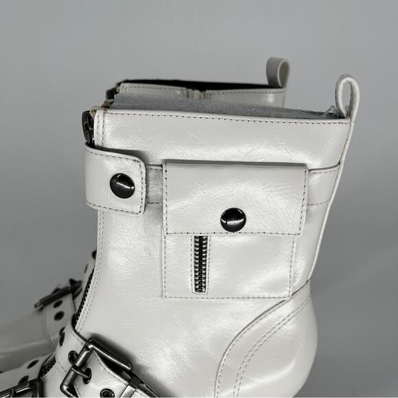 Wild Pair Moonbeam Heeled Crinkle Buckle booties white - 5.5 - Picture 5 of 12